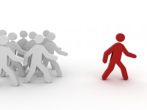attraction marketing in the social media communities